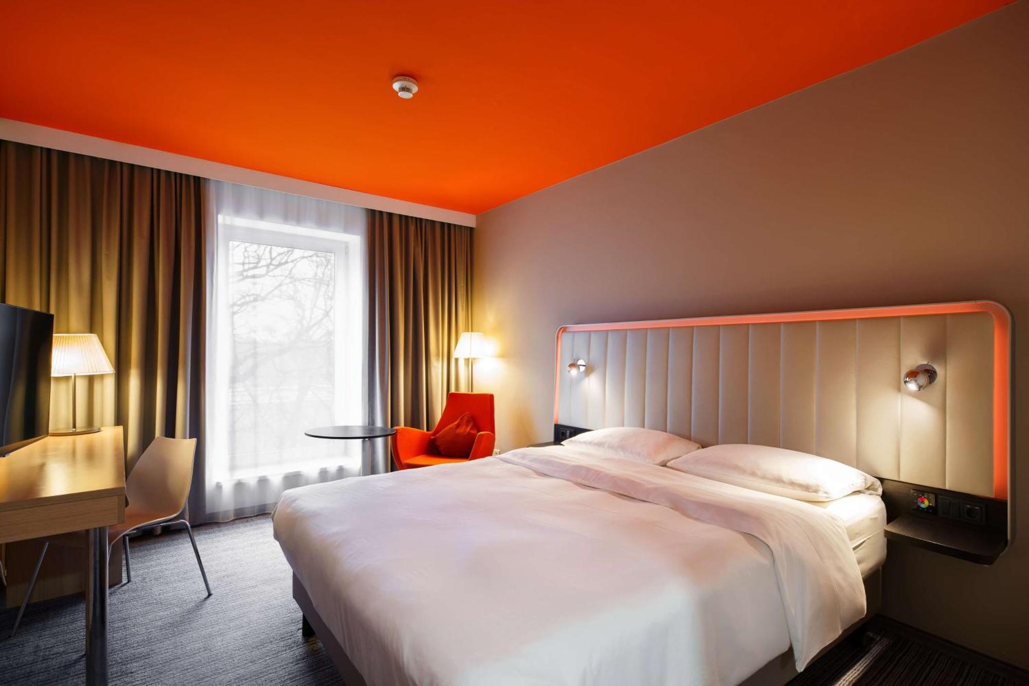 Hotel Park By Radisson Frankfurt Airport 3*