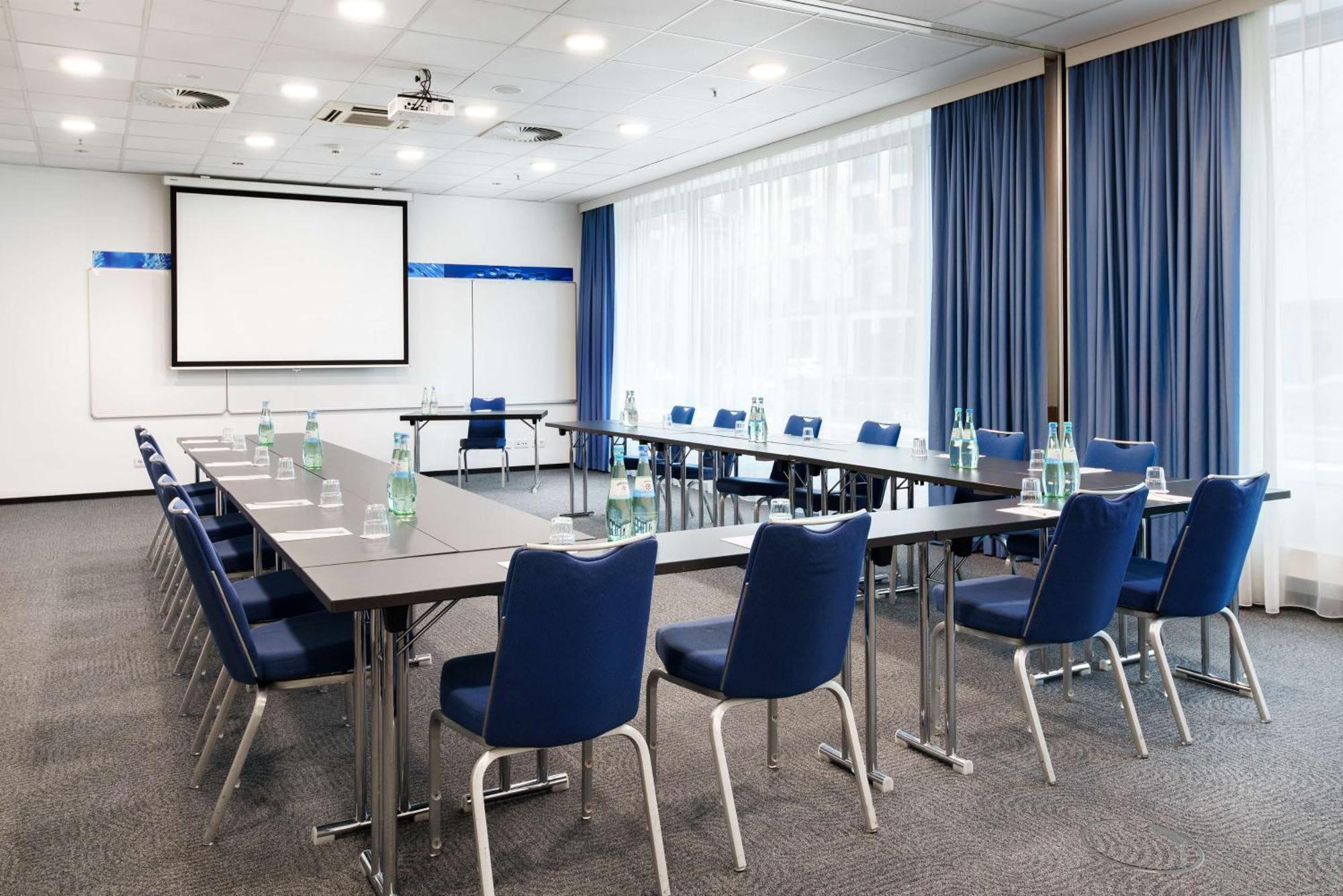 Hotel Park By Radisson Frankfurt Airport