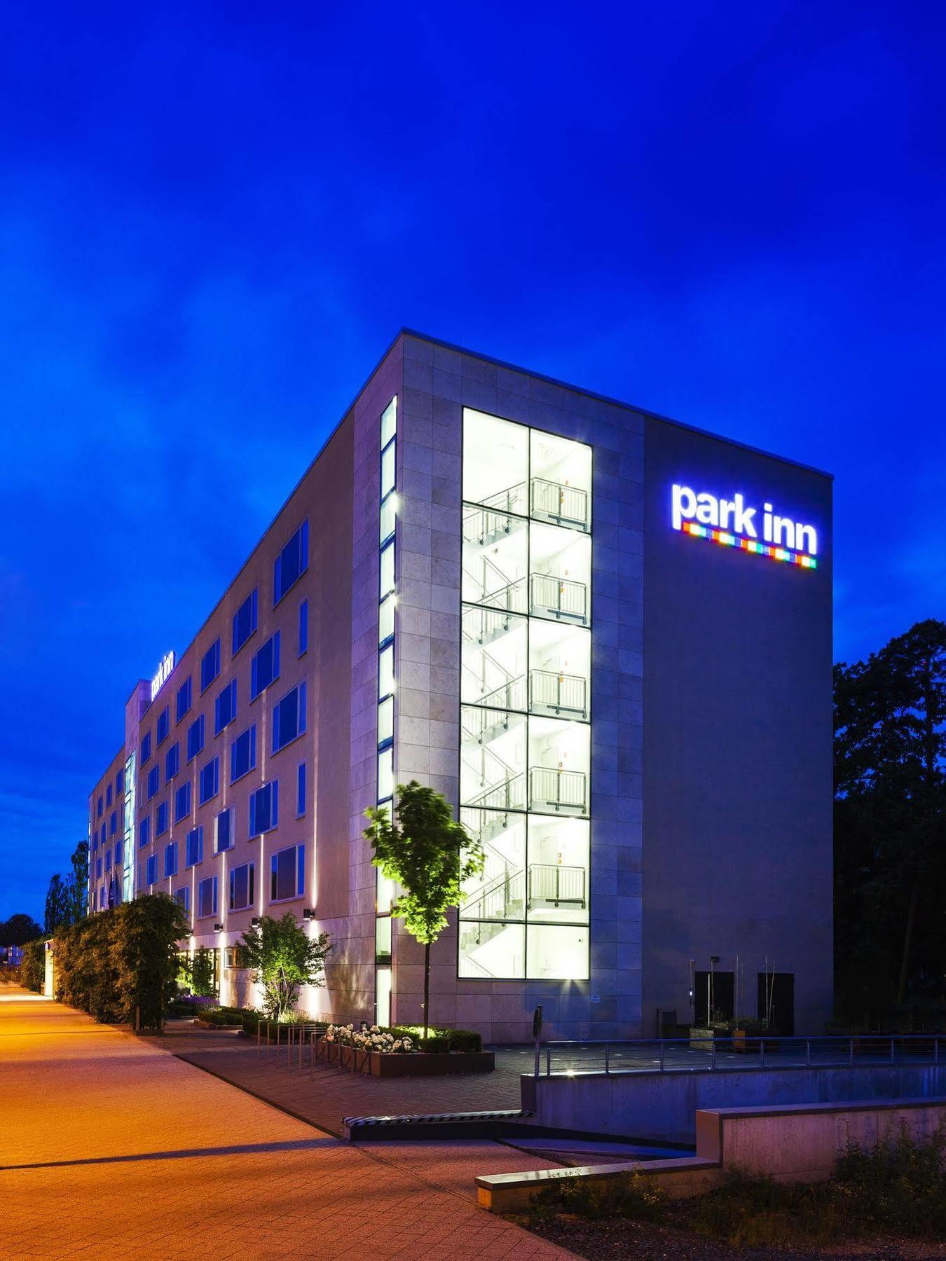Park By Radisson Frankfurt Airport Hotel 3*
