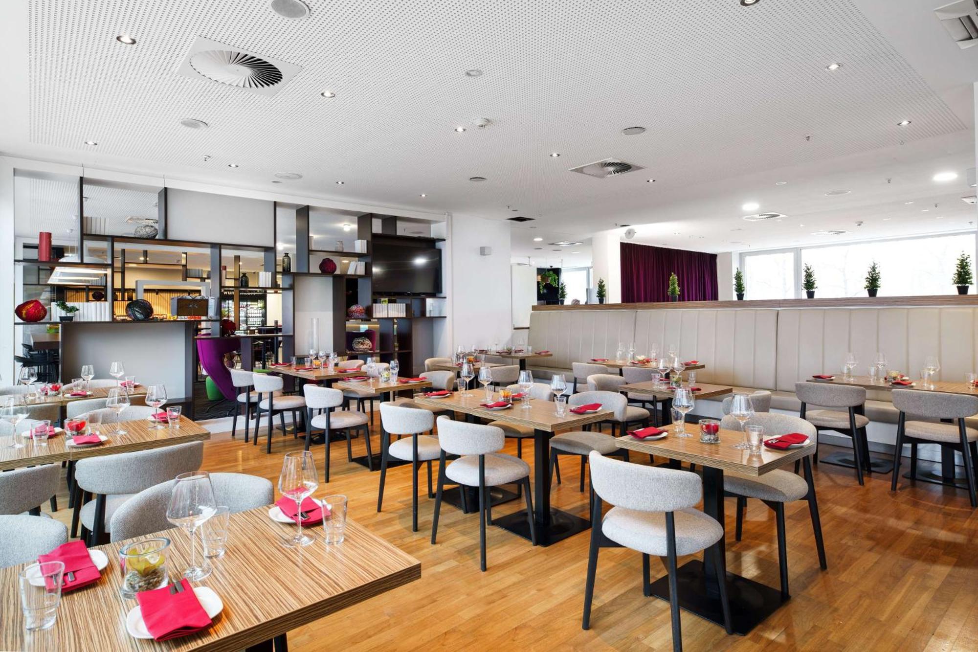 Park By Radisson Frankfurt Airport 3*